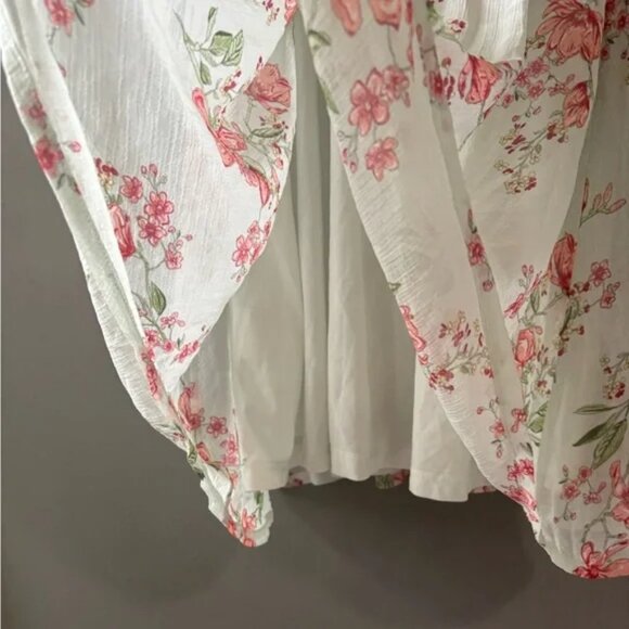 Divided size 8, mint green floral halter style mini dress with built in slip - Picture 2 of 7